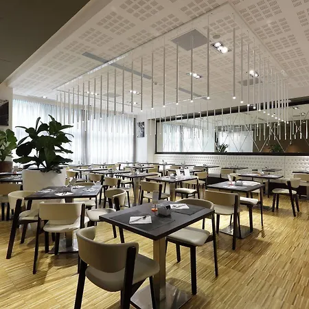 Otel Western Premier Chc Airport