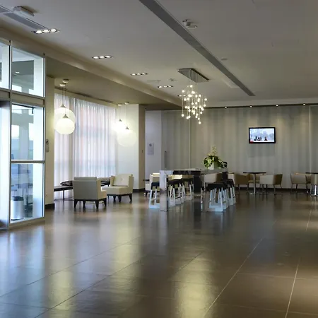 Western Premier Chc Airport Janov