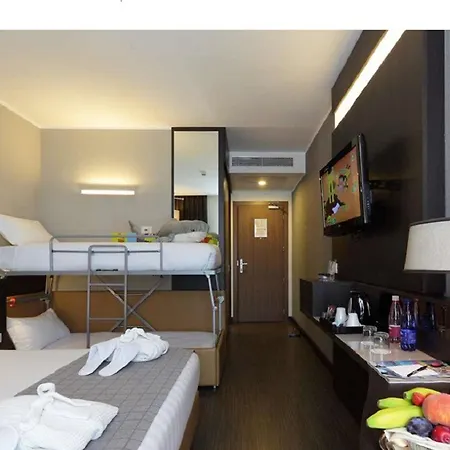 Western Premier Chc Airport Hotel Janov