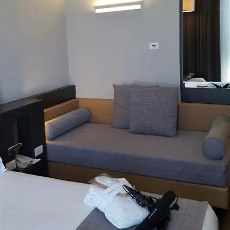 Hotel Western Premier Chc Airport Janov